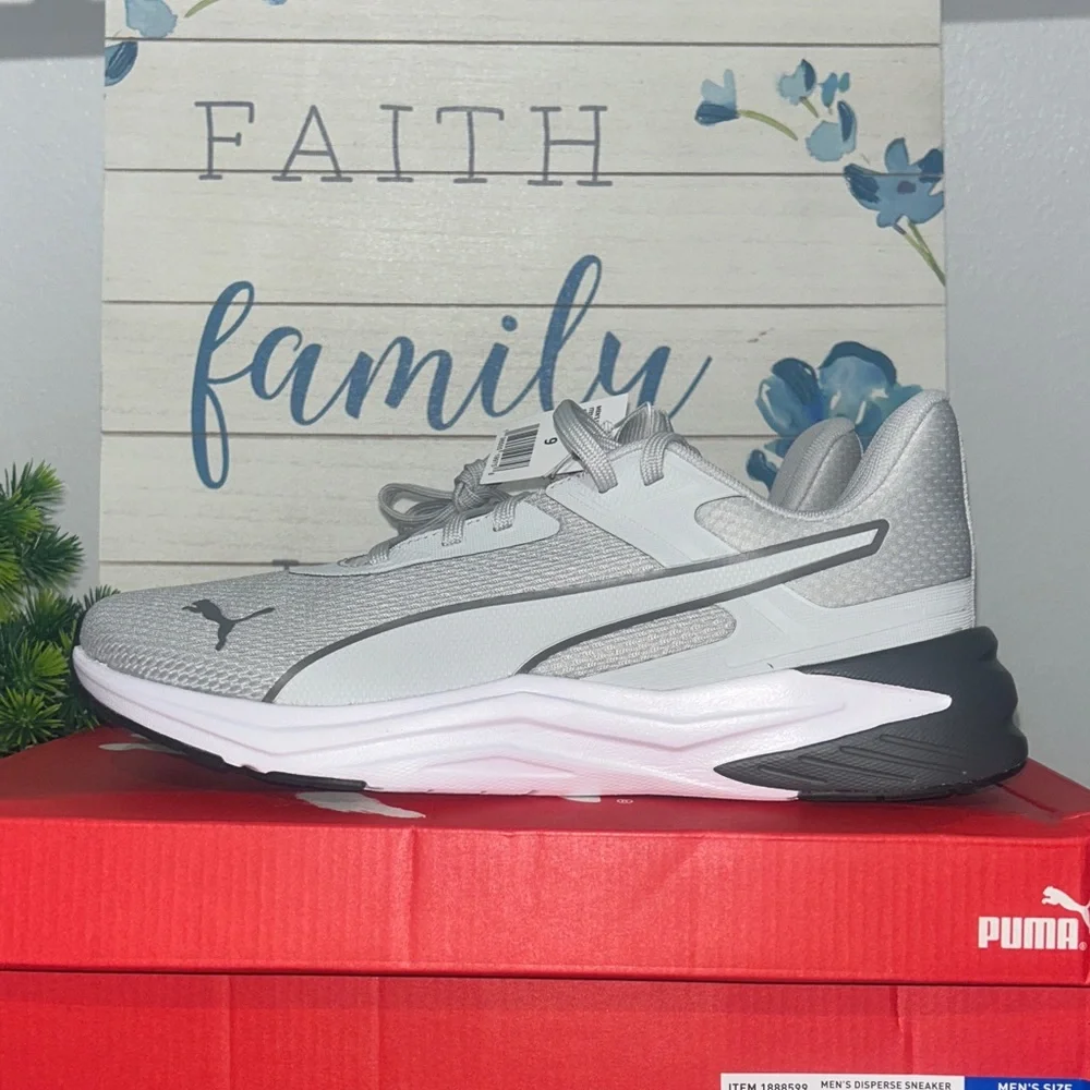 PUMA Men’s Sneakers NIB - Picture 3 of 6